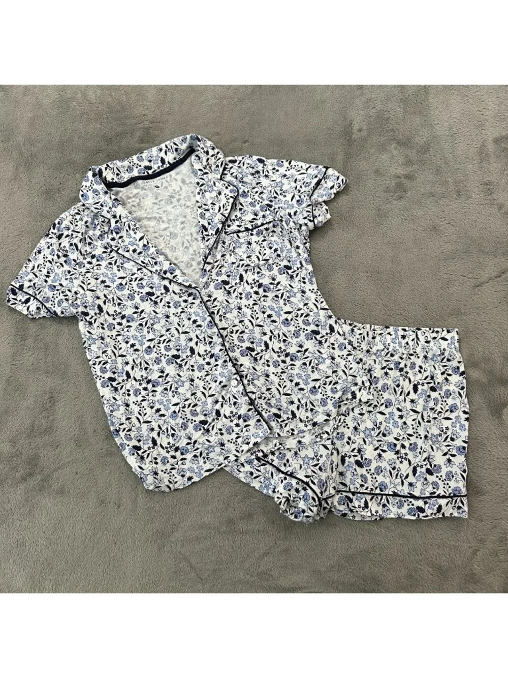 Draper James Pajamas Set Blue White Shorts Shirt Top Stretch Jersey MEDIUM